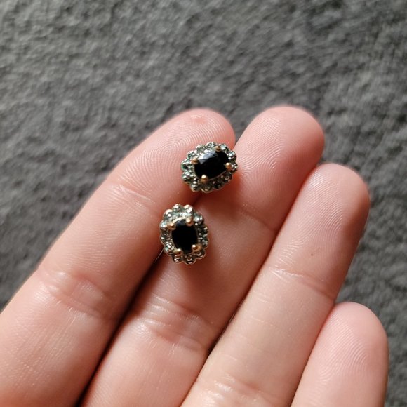 Diamond, Sapphire & Gold Necklace & Earrings Set - Picture 4 of 7